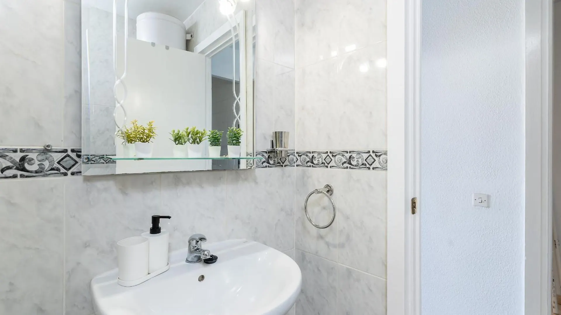 Blonzu Burkina Faso Apartment Benalmadena Spain